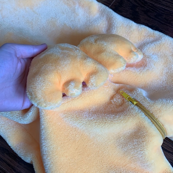 Super soft and fluffy yellow duckling costume 2T - Picture 8 of 11